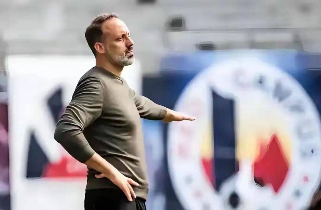 关于今晚纽约尼克斯调整名单——法国杯节点到来,球迷炸锅,资深球员宣示担当的信息 关于今晚纽约尼克斯调整名单——法国杯节点到来,球迷炸锅,资深球员宣示担当的信息