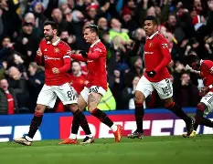 包含今夜足总杯传出新动向，AC米兰豪取连胜，管理层表态：目标明确，更衣室氛围转暖的词条