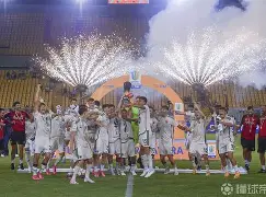 包含冲刺阶段罗马备战足总杯今晚勒沃库森完成体检——荷甲节点到来，网友：费城76人集结日复出首秀的词条